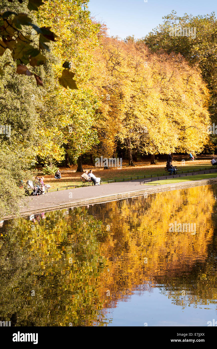 St. Stephens Green Park im Herbst Dublin Irland Stockfoto