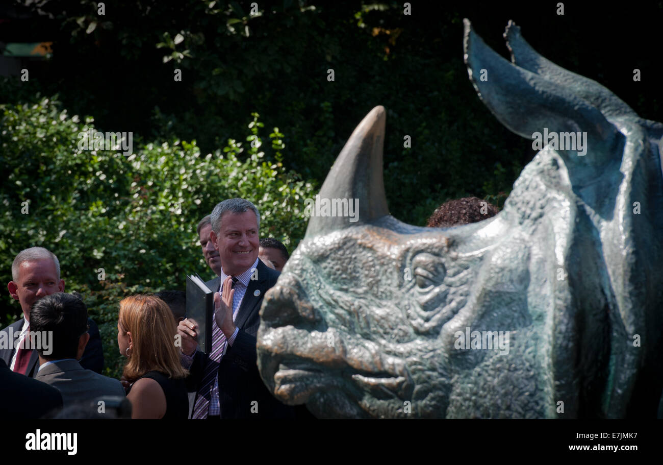 Bronx, New York, USA. 18. Sep, 2014. Bürgermeister BILL DE BLASIO kündigt NYC kommunale ID-Karte mit 1 Jahr kostenlose Mitgliedschaft 33 NYC kulturellen Institutionen, einschließlich der Bronx Zoo, Donnerstag, 18. September 2014 kommen wird. © Bryan Smith/ZUMA Draht/Alamy Live-Nachrichten Stockfoto