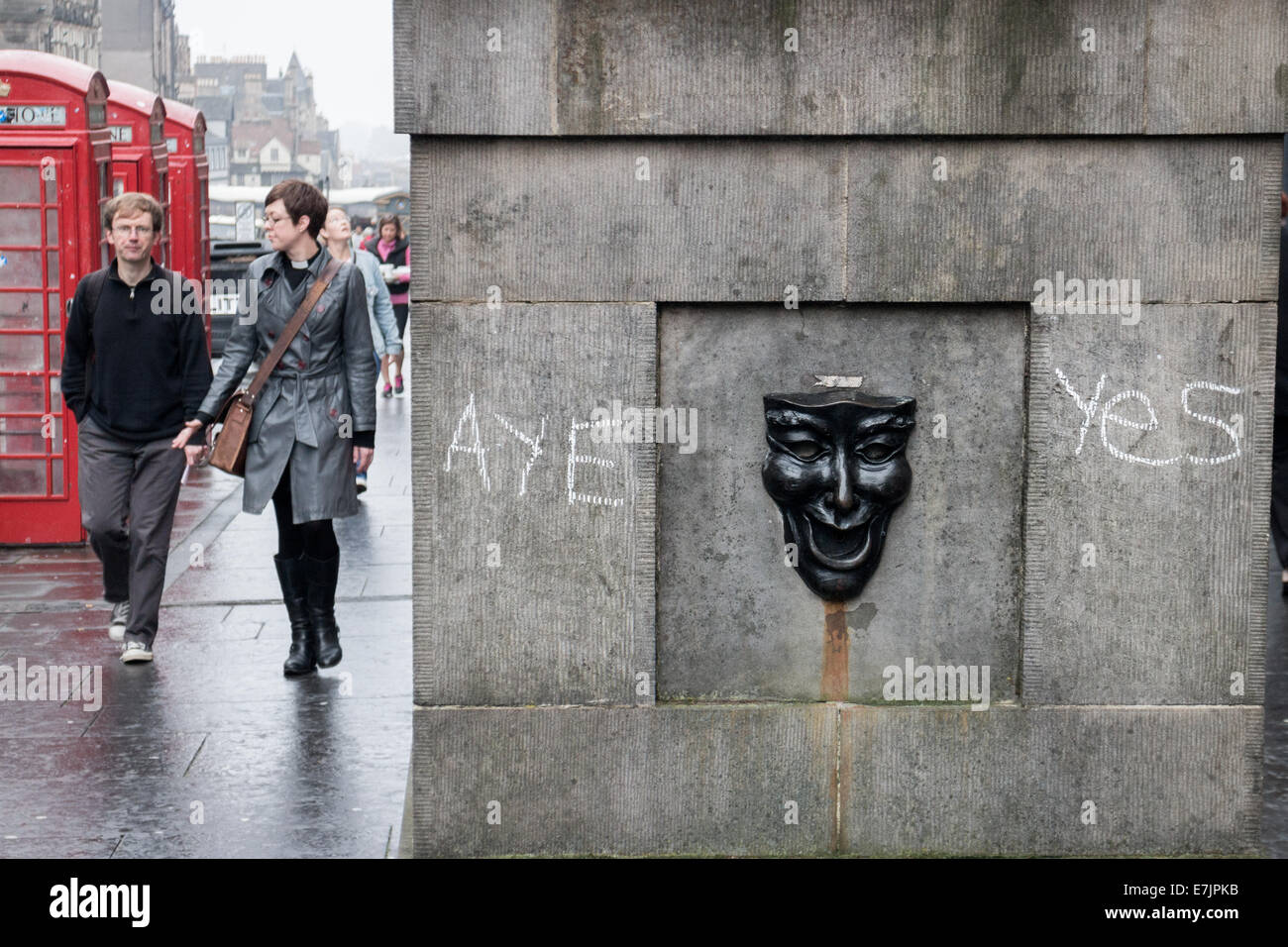 Schottisches Referendum. Ja, Graffiti auf der Royal Mile, Edinburgh Stockfoto