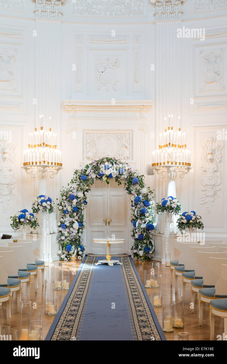 Hochzeit Zeremoniehalle bereit für Brautpaar und Gäste Stockfoto