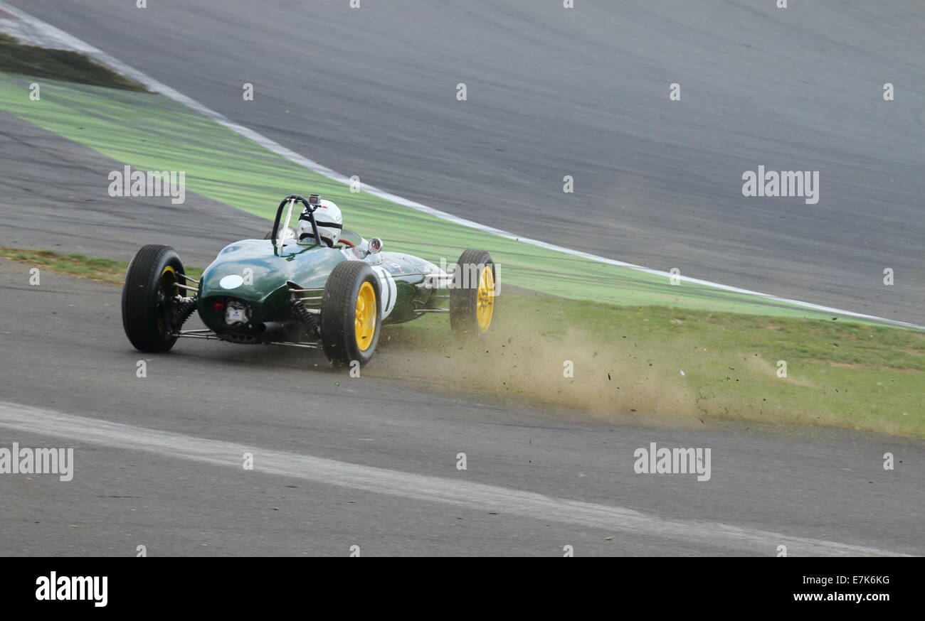 Federico buratti, Lotus 21, während eines Rennens für pre-1966 historischen Grand Prix cars. Stockfoto