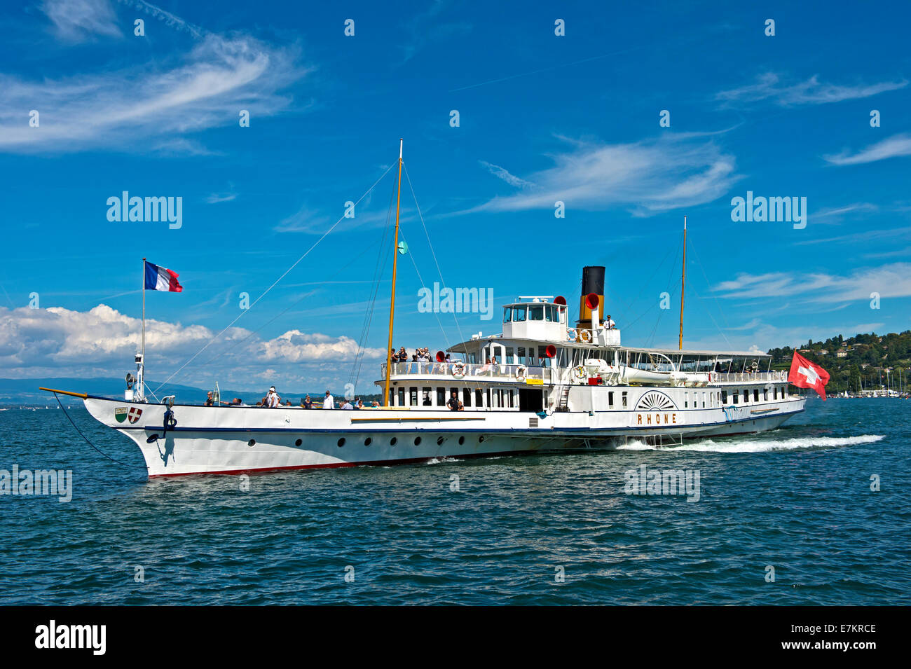 Paddeln Sie Dampfer "Rhone" am Genfer See in der Nähe von Genf, Schweiz Stockfoto
