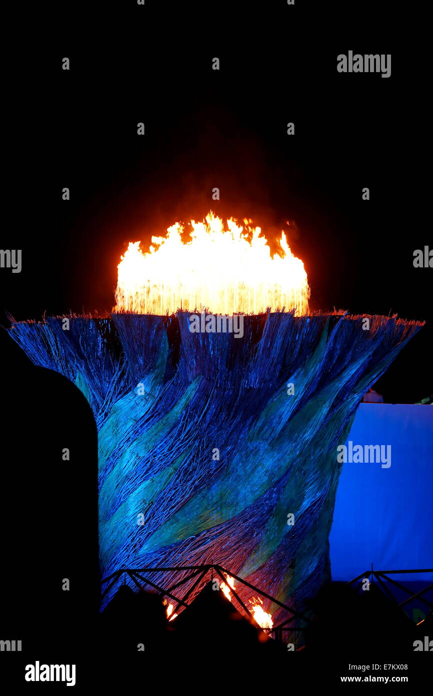 Incheon, Südkorea. 19. Sep, 2014. Flamme-Eröffnungsfeier: Eröffnungsfeier am Incheon Asiad Hauptstadion während der 2014 Incheon asiatische Spiele in Incheon, Südkorea. © AFLO SPORT/Alamy Live-Nachrichten Stockfoto