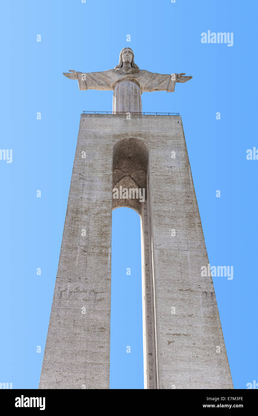 Jesus Christus-Denkmal in Almada, Stadtteil von Lissabon, Portugal Stockfoto