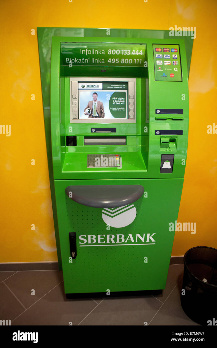 Sberbank ATM Russische Bank Sberbank in Prag Tschechische Republik Stockfoto