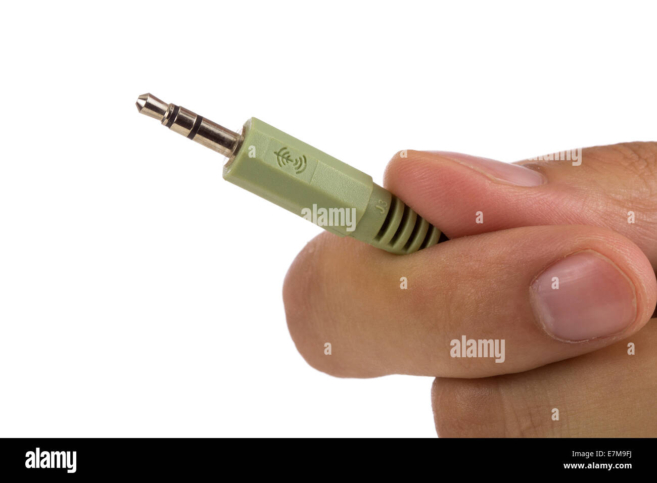 Hand mit Audiokabel isoliert auf weißem Hintergrund Stockfoto