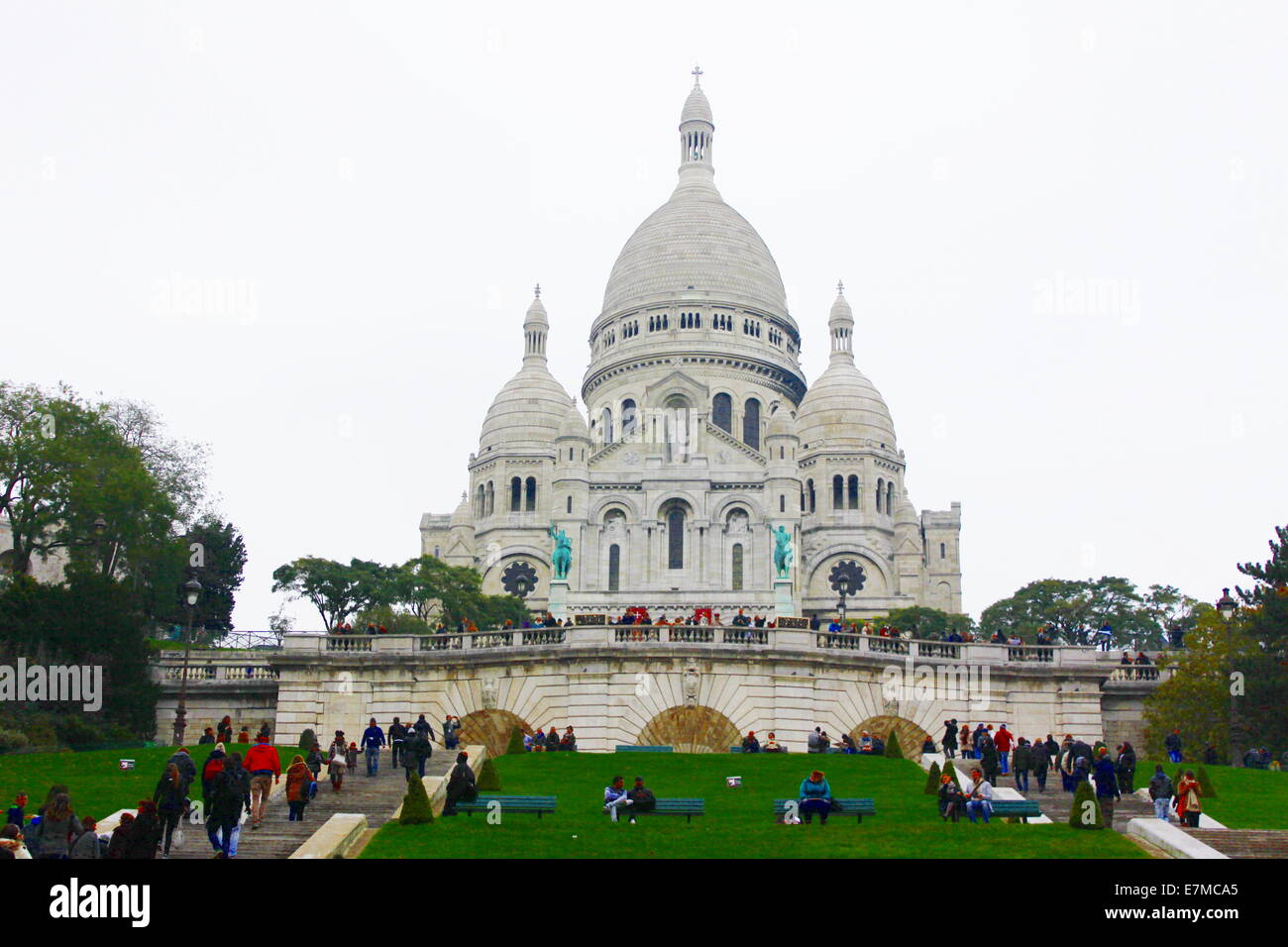 Die Basilika von Sacré Coeur, Montmartre, Paris, Frankreich. Stockfoto