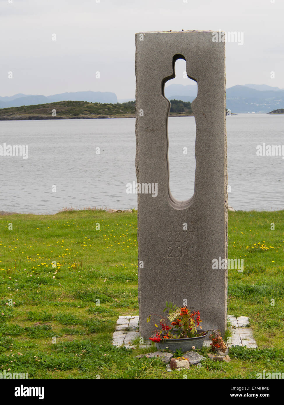 Ein Ort der Erinnerung nach dem Terrorangriff der 22. Juli 2011, Skulptur von Nico Widerberg am Lundsneset in Stavanger Norwegen Stockfoto