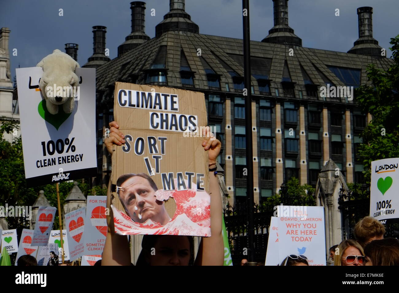 London, UK. 21. Sep, 2014. Tausende marschierten durch London zu Maßnahmen auf die Umwelt im Vorfeld des Klimagipfels in New York passiert Morgen aufrufen. Bildnachweis: Rachel Megawhat/Alamy Live-Nachrichten Stockfoto