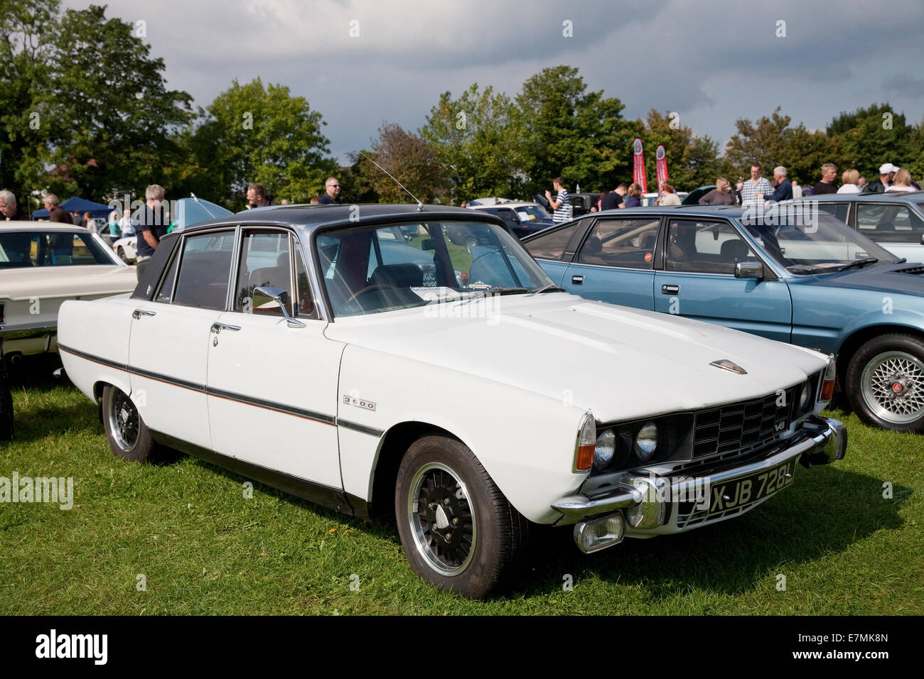 Rover 3,5 L Salon 1972 an der St Christophers Hospiz Classic Car Show in Orpington, Kent stattfand Stockfoto