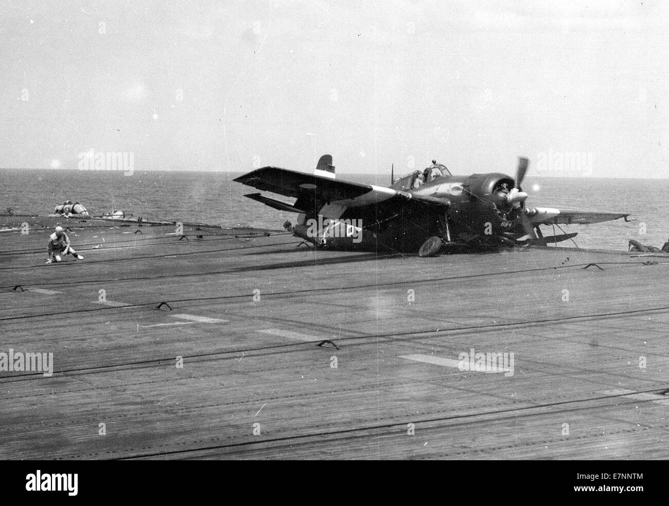 Royal Navy Grumman Martlet später genannt Wildcat Flugzeug stürzt auf dem Flugdeck während WW11 Stockfoto