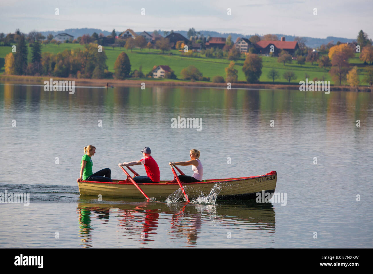 Ruder Boot, Pfäffikersee, Pfäffikon ZH, See, Seen, Kanton Zürich, Sport, Freizeit, Abenteuer, Schiff, Boot, Schiffe, Boote, Wasser Stockfoto