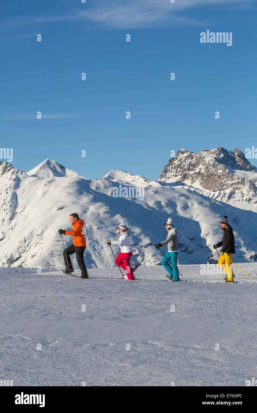 Celerina, Schneeschuhwandern, Schnee, Winter, Muottas Muragl, Kanton Graubünden, Graubünden, GR, Oberengadin, Schneeschuhe, Schneeschuh Stockfoto