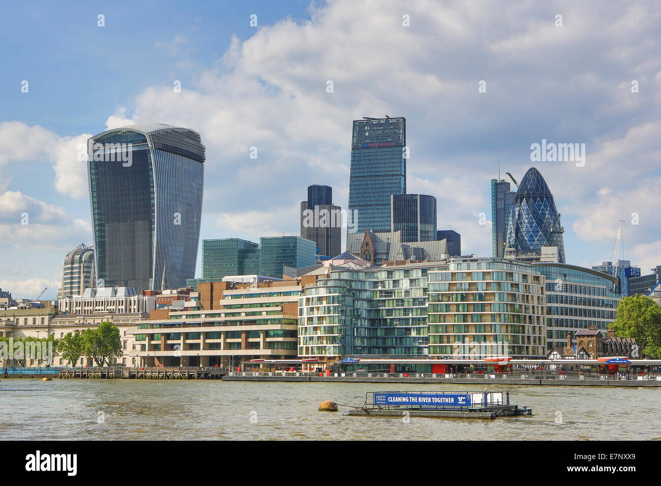 Stadt, London, England, Vereinigtes Königreich, Architektur, berühmte, Skyline, Themse, Fluss, Tourismus, Reisen Stockfoto