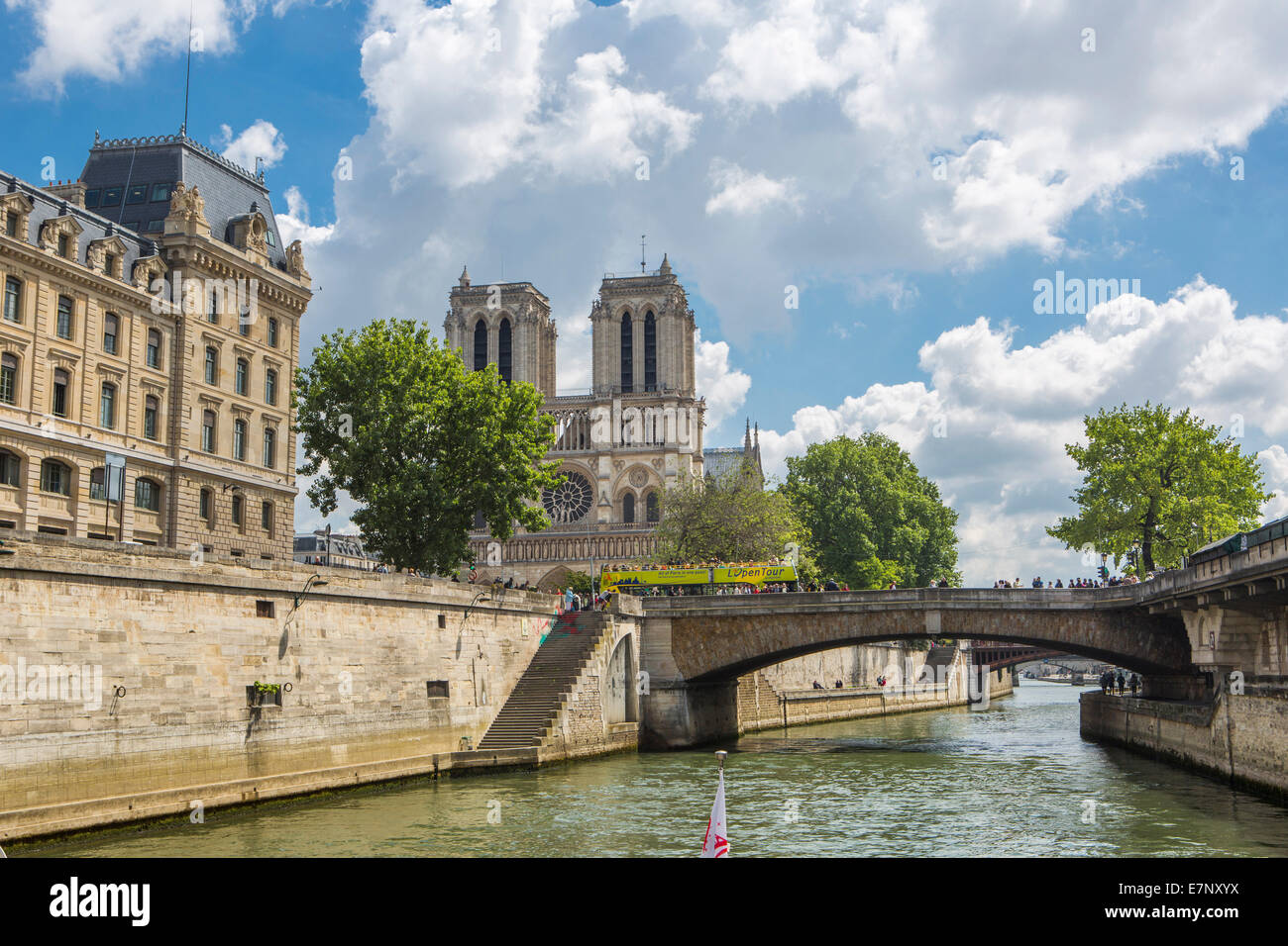 Kathedrale, Stadt, Frankreich, Notre Dame, Paris, Architektur, Brücke, zitieren, Innenstadt, Seine, Tourismus, Reisen Stockfoto