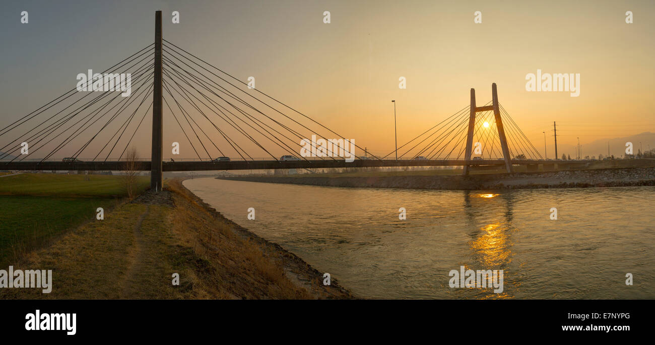Rhein-Rheintal, Rhein Brücke, Diepoldsau, Widnau SG, Frühling, Brücke, Fluss, Fluss, Gewässer, Wasser, SG, Kanton St. Galle Stockfoto