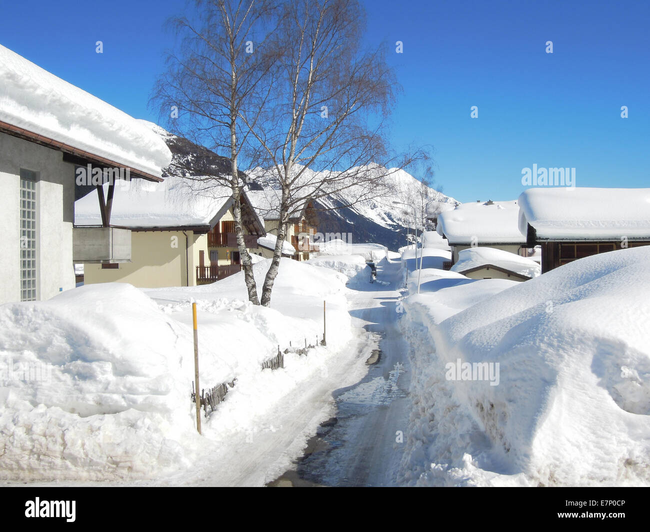 Schweiz, Airolo, Alpen, Ruhe, Kälte, Europa, Hügel, Haus, Landschaft, Berg, Nante, Natur, outdoor, Dach, landschaftlich, Saison, s Stockfoto