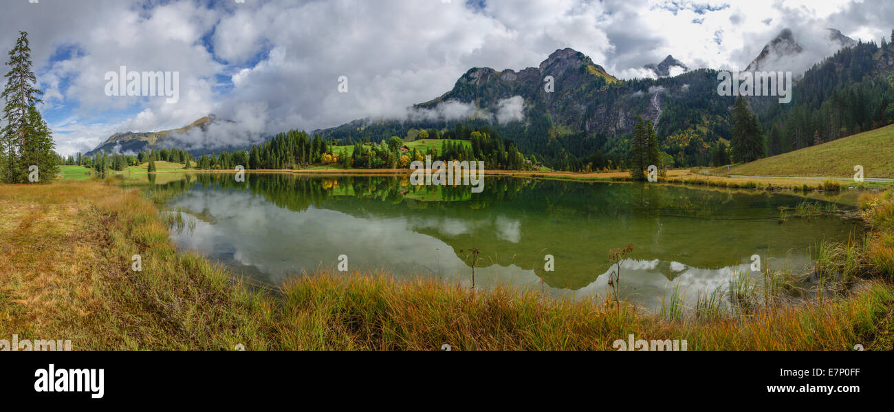 Lauenensee, Bergsee, Kanton Bern, Berner Oberland, Panorama, Schweiz, Europa, Stockfoto