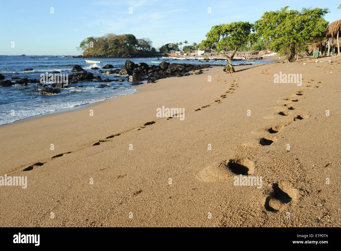 Strand, Küste, Farben, Farben, El Salvador, Fuß, Fußabdruck, Fußspuren, Schritte, Urlaub, hot, Bild, Impressum, Landschaft, Düsseldorfer Stockfoto