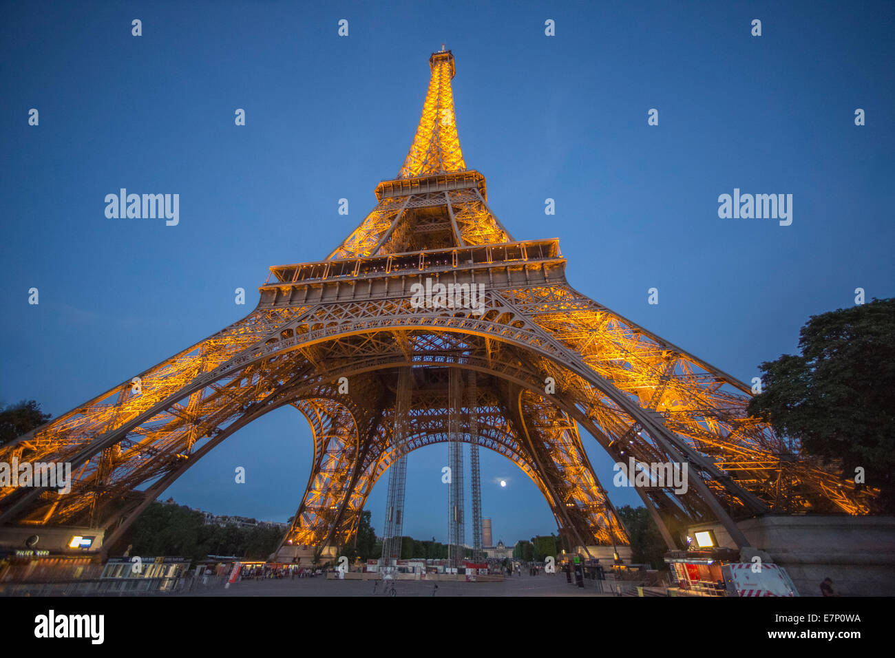 Eiffel, Frankreich, Europa, Paris, Weltkulturerbe, Architektur, Stadt, berühmt, Lichter, Abend, Nacht, Unesco, Tourismus, Turm Stockfoto