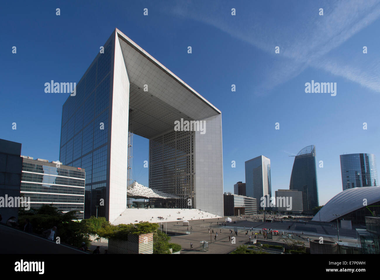 Defense, Frankreich, Europa, großen Bogen, Paris, arch, Architektur, große Stadt, Cube, Stadtbild, Fußgänger, Skyline, touristische, Urb Stockfoto