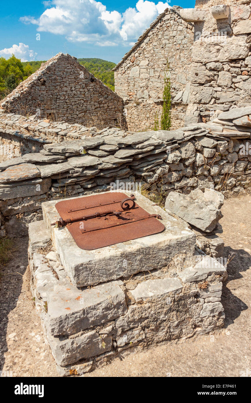 Stein in Humac Wüstung, Insel Hvar, Kroatien Stockfoto