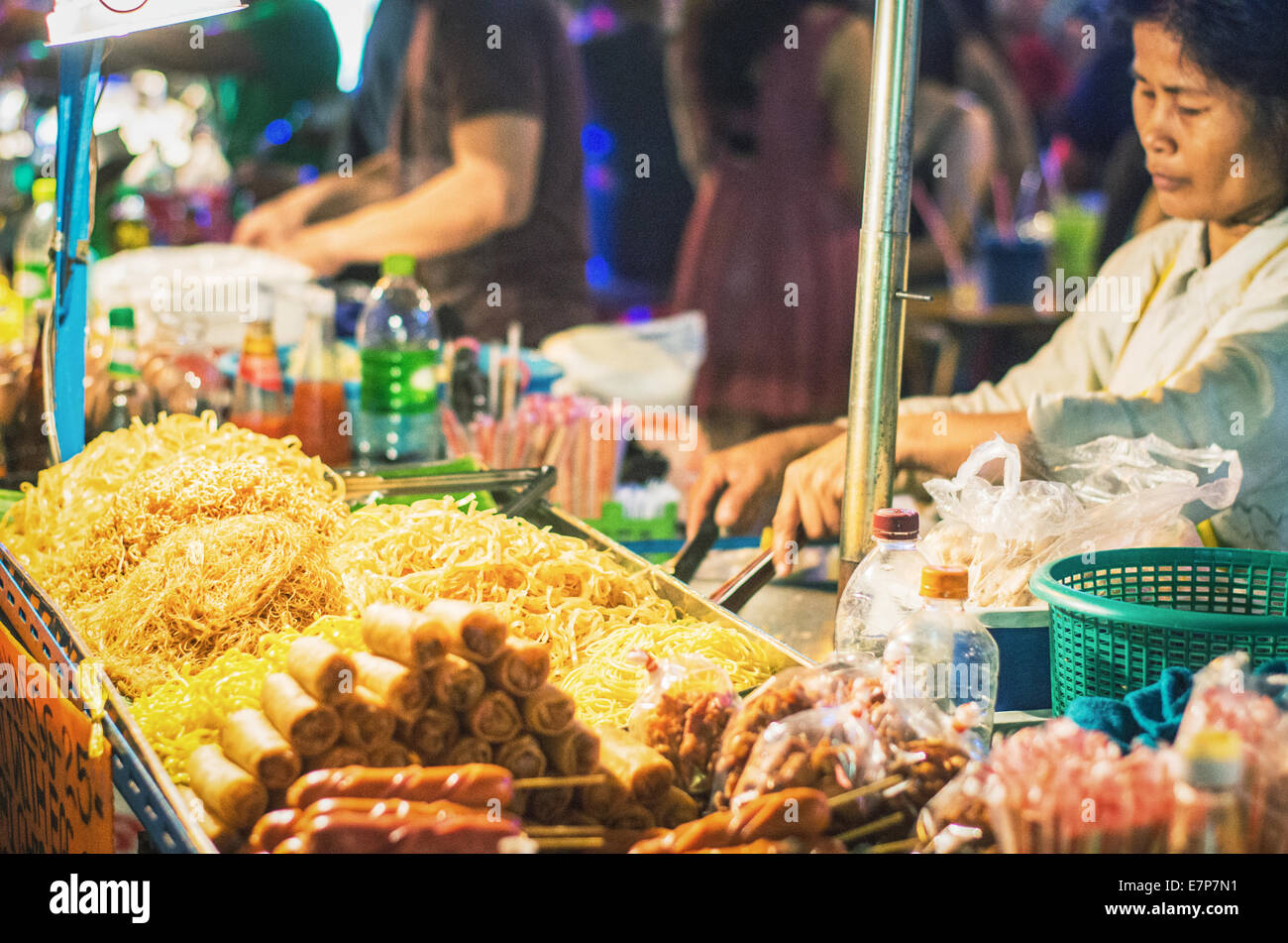 Nudel oder Padthai, schnelle Garküche in Bangkok Thailand. Stockfoto