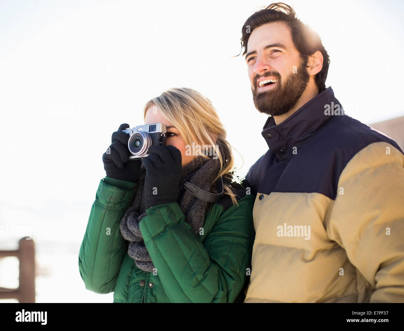 Paar Winterlandschaft fotografieren Stockfoto