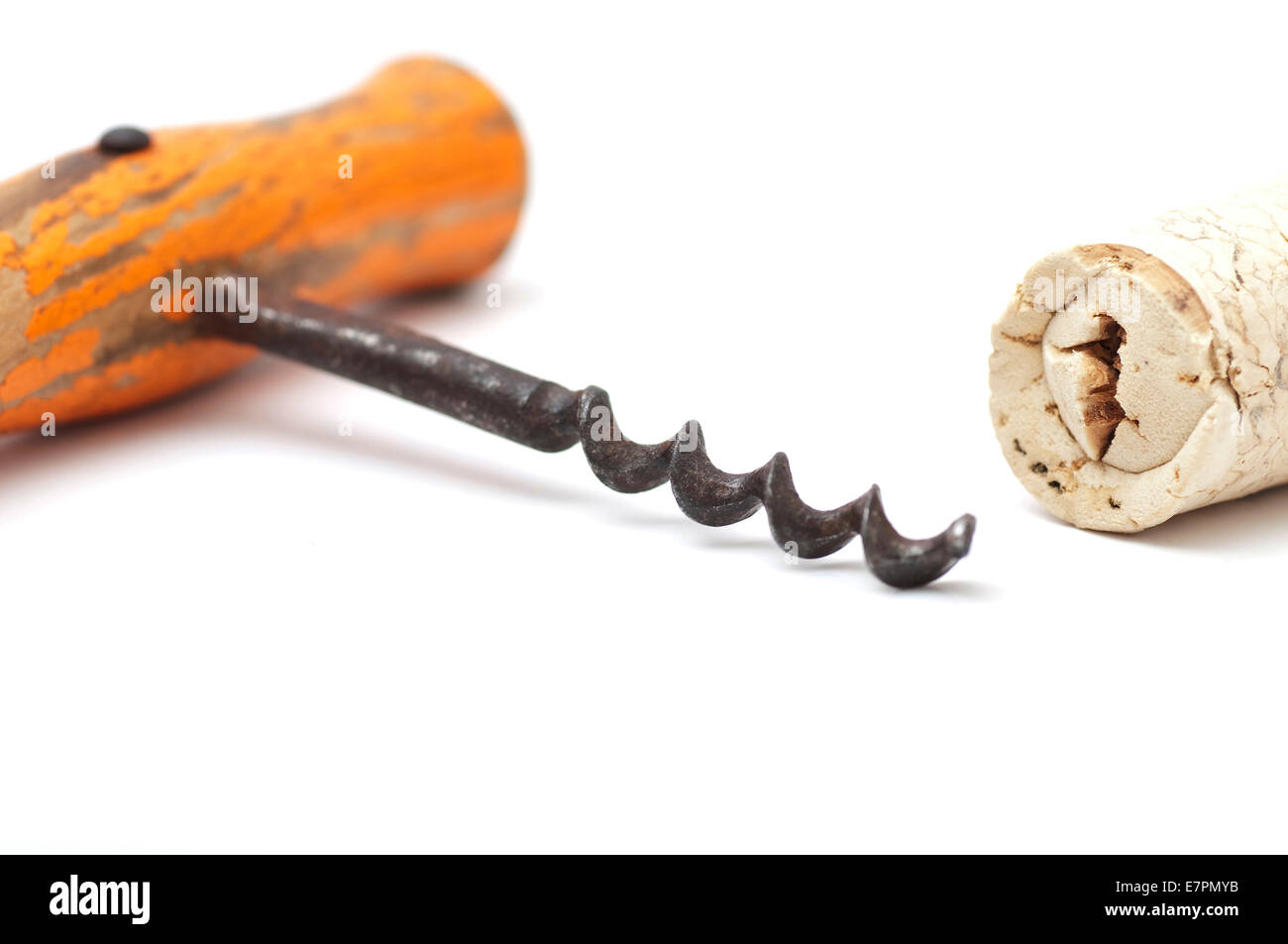 Schuss von alten Flaschenöffner und Kork, selektiven Fokus hautnah. Stockfoto