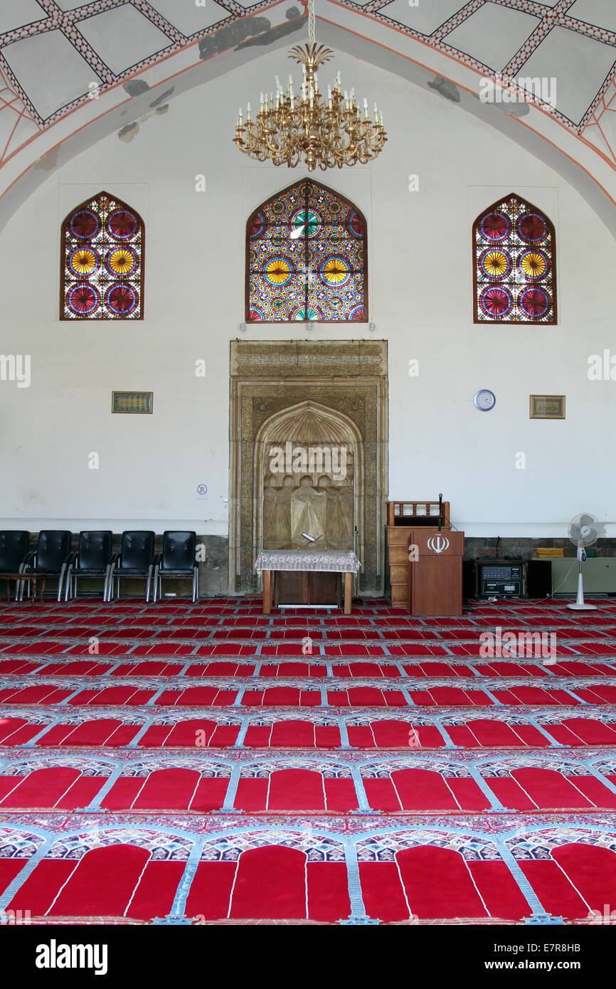 Innenraum der blauen Moschee (auch bekannt als die Zentralmoschee) in Yerevan, Armenien Stockfoto