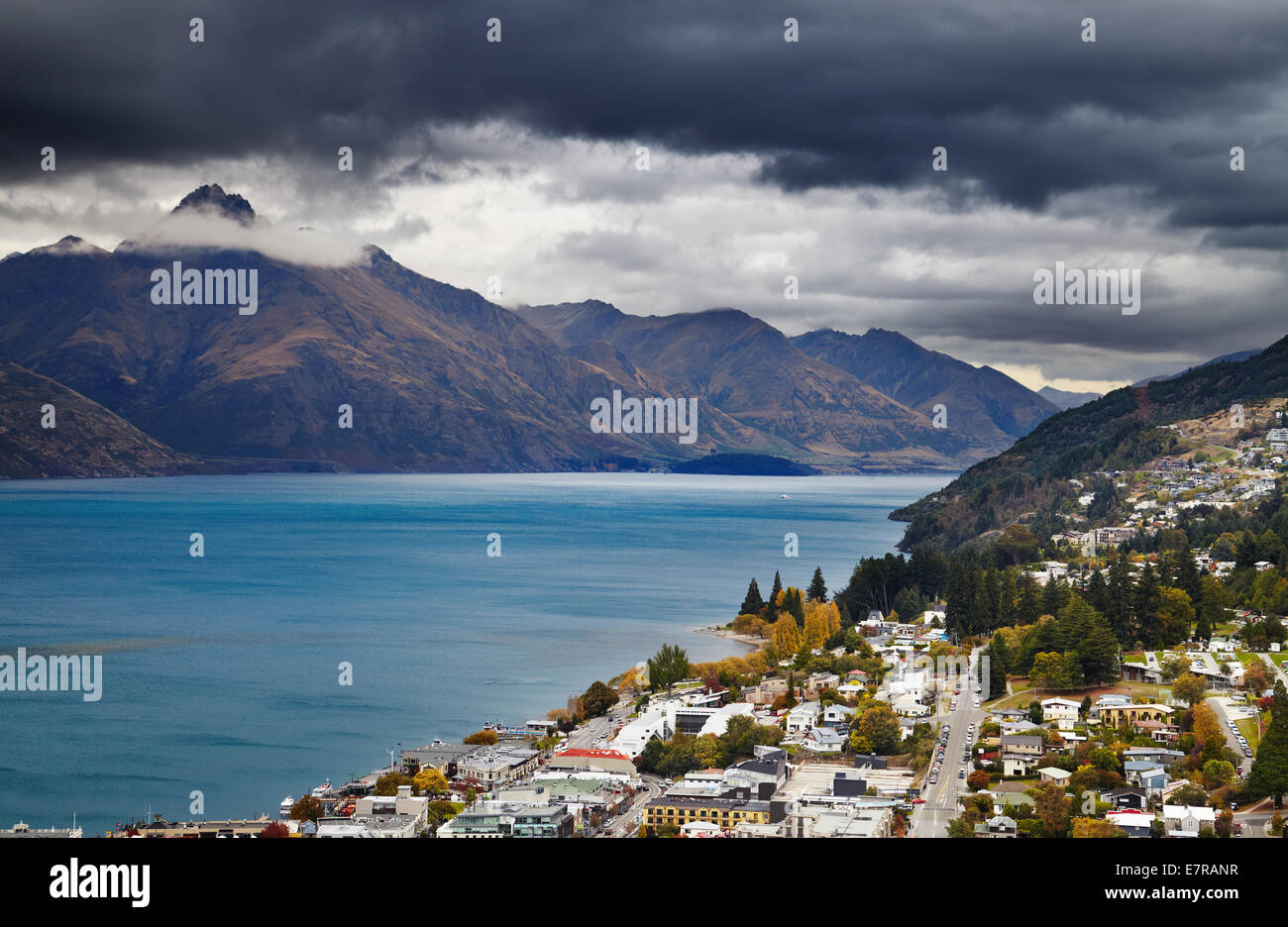 Queenstown Stadtbild und Wakatipu See, Südinsel, Neuseeland Stockfoto