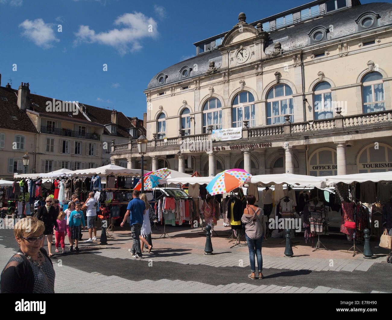 Markt in Lons le Saunier, Jura, Frankreich Stockfoto