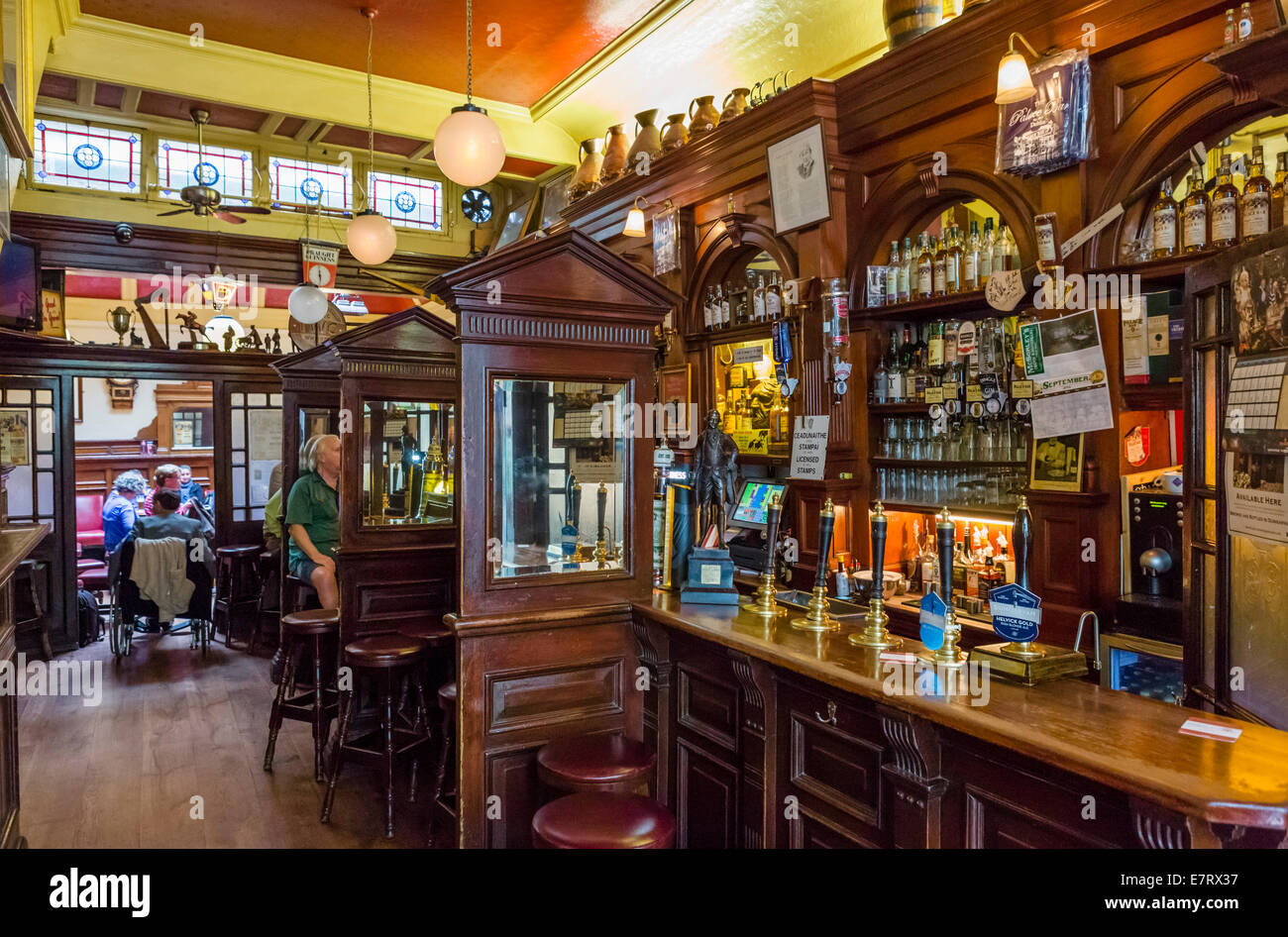 Die Palace Bar, einem traditionellen viktorianischen Pub in der Stadtzentrum, Stadt Fleet Street, Dublin, Republik Irland Stockfoto