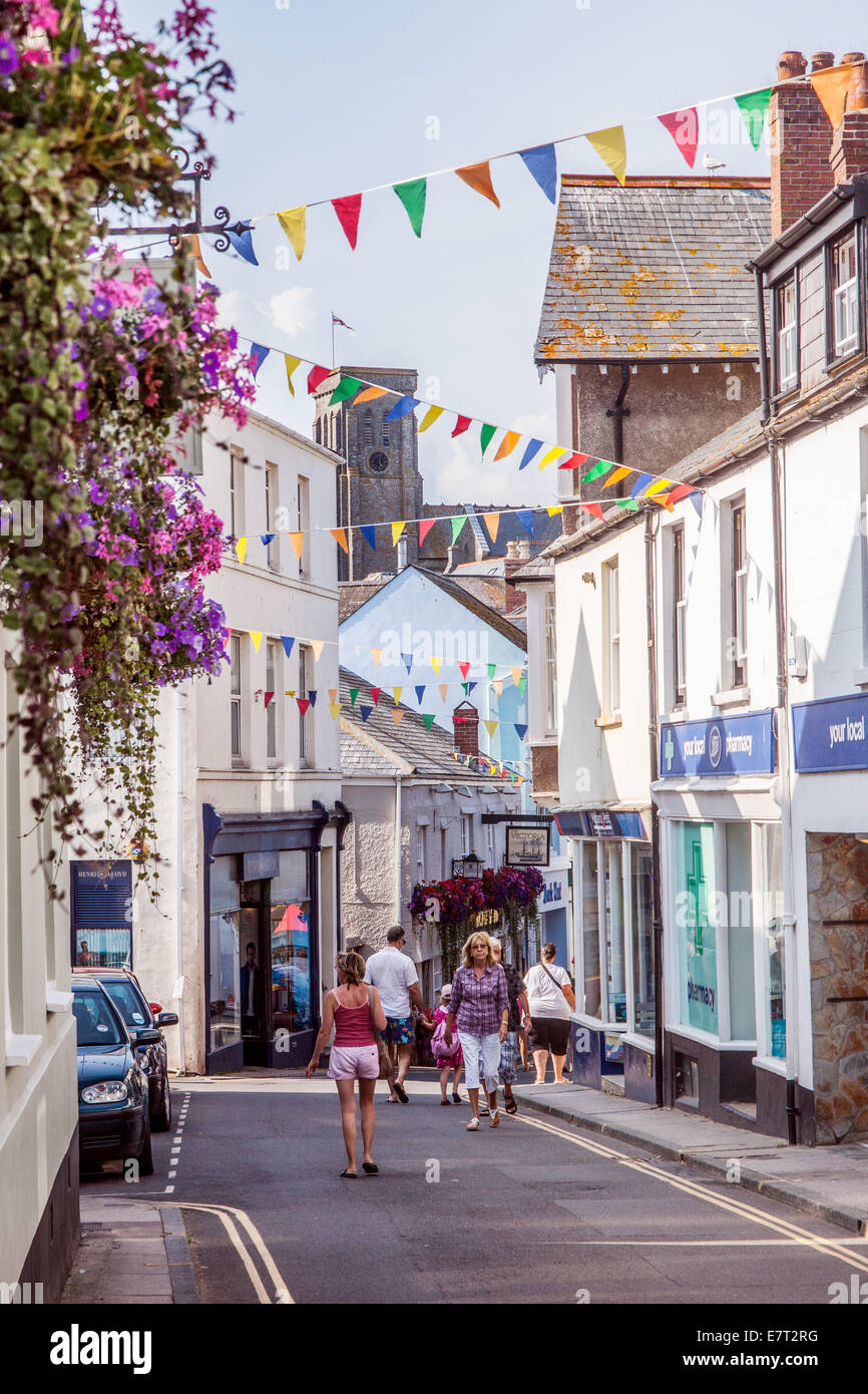 Vordergrund Straße, Salcombe, South Hams, Devon, England, Vereinigtes Königreich. Stockfoto