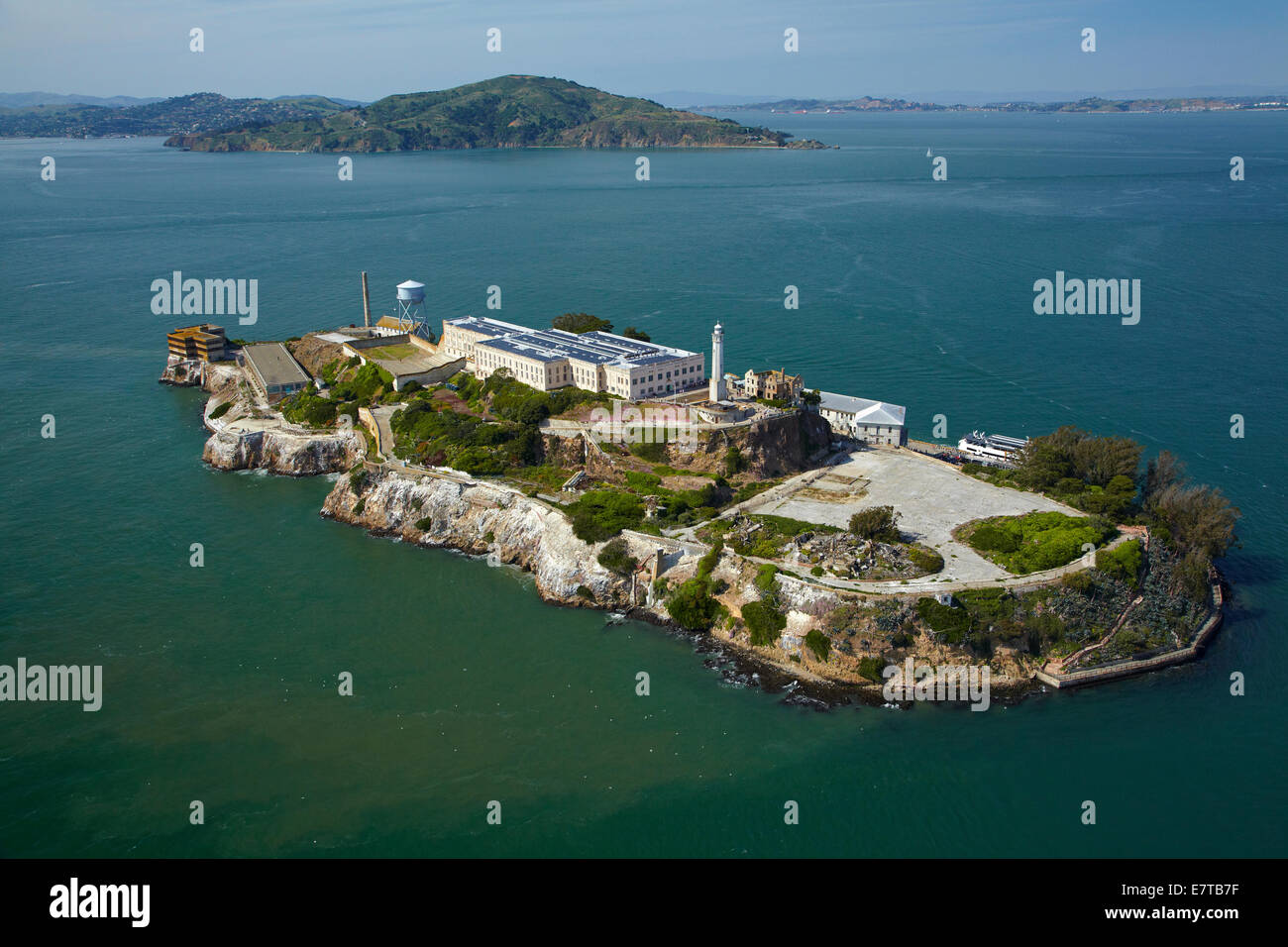 Alcatraz Insel, ehemalige maximale Hochsicherheits-Gefängnis, Bucht von San Francisco, San Francisco, Kalifornien, USA - Antenne Stockfoto