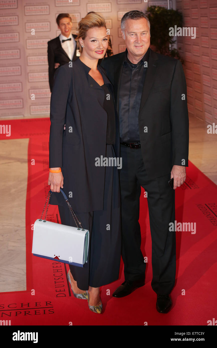 Jährliche Media Control Award Zeremonie zu Ehren Königin Maxima der Niederlande mit den deutschen Medienpreis (Deutscher Medienpreis) 2013 im Kurhaus Featuring: Franziska van Almsick, Jürgen B.Harder wo: München, Deutschland: 22. März 2014 Stockfoto