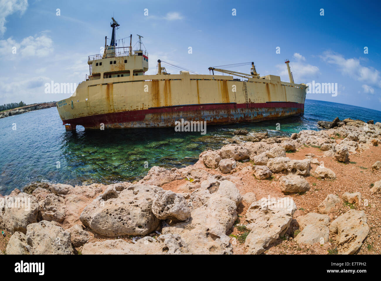 Schiffswrack Edro III in Coral Bay, Zypern Stockfoto