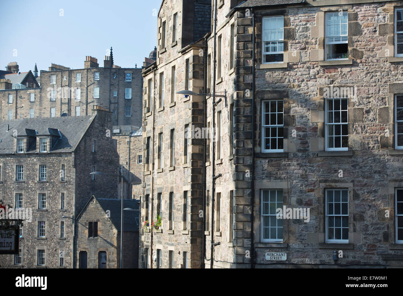 Gebäude auf Merchant Street und Old Town Candlemaker Row, Edinburgh, Edinburgh, Scotland, UK Stockfoto