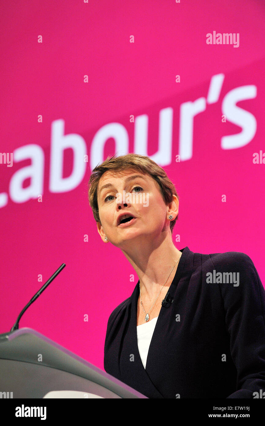 Manchester, UK. 24. Sep, 2014. Yvette Cooper Schatten Home Secretary Arbeitspartei Credit: Della Batchelor/Alamy Live-Nachrichten Stockfoto