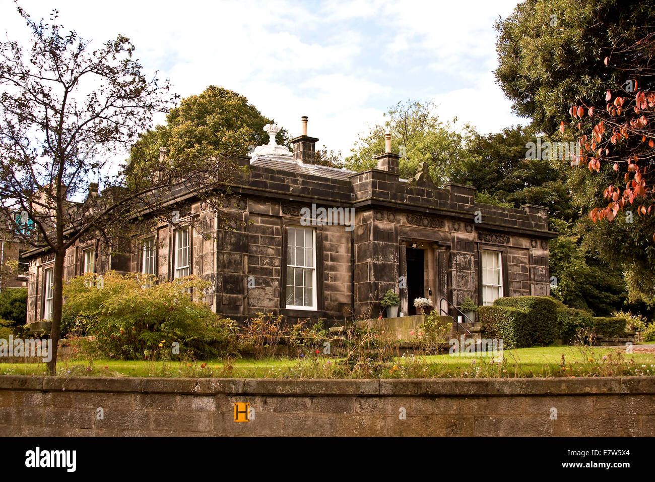 Die Rebe ist eine aus dem 19. Jahrhundert deluxe 1836 georgische Stadthaus befindet sich 43 Magdalen Yard Road Dundee, UK Stockfoto
