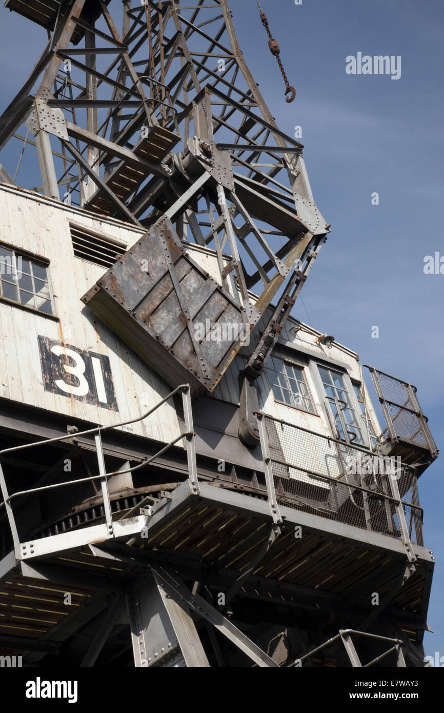 Nahaufnahme des Hafenkrans 31 in Bristol. Das industrielle Erbe von Bristol The Floating Harbour, City of Bristol, England, Großbritannien Stockfoto