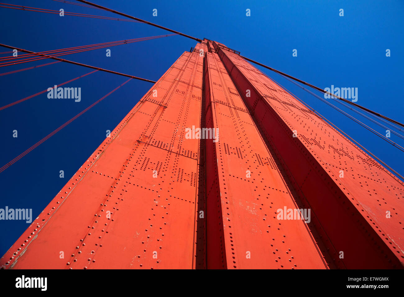Tower of Golden Gate Bridge, San Francisco Bay, San Francisco, Kalifornien, USA Stockfoto