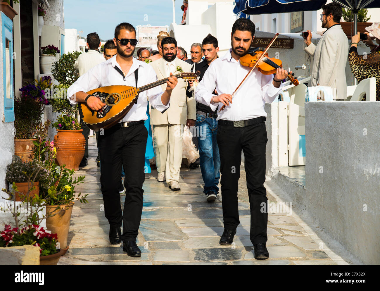 Traditionelle griechische Hochzeit, Oia, Santorini (Thira), Griechenland Stockfoto