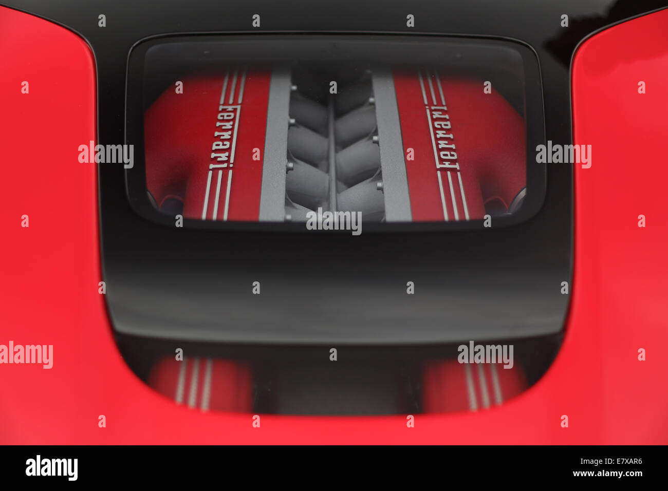 Motorraum des eine einmalige neue "einmalige" Ferrari F12 Barchetta Ferrari F12 TRS Stockfoto
