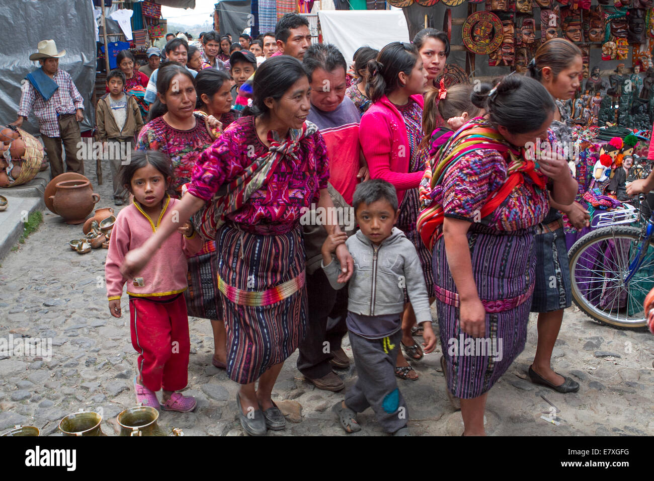 Traditioneller indigener Markt in der guatemaltekischen Stadt Chimaltenango, Mittelamerika Stockfoto