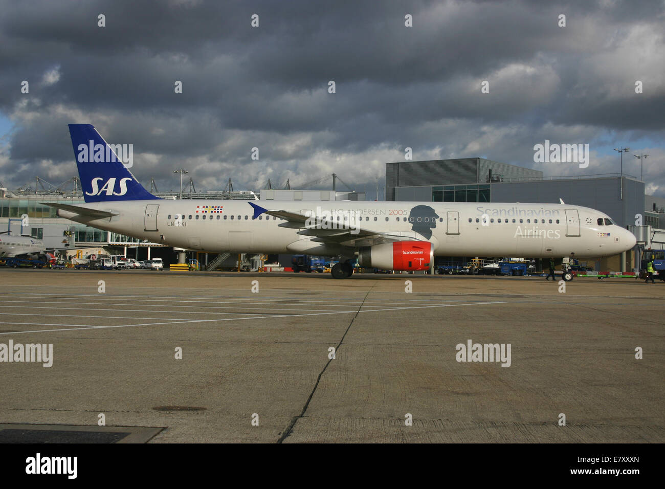 SAS SKANDINAVISCH AIRBUS A321 HANS CHRISTIAN ANDERSON TITEL Stockfoto