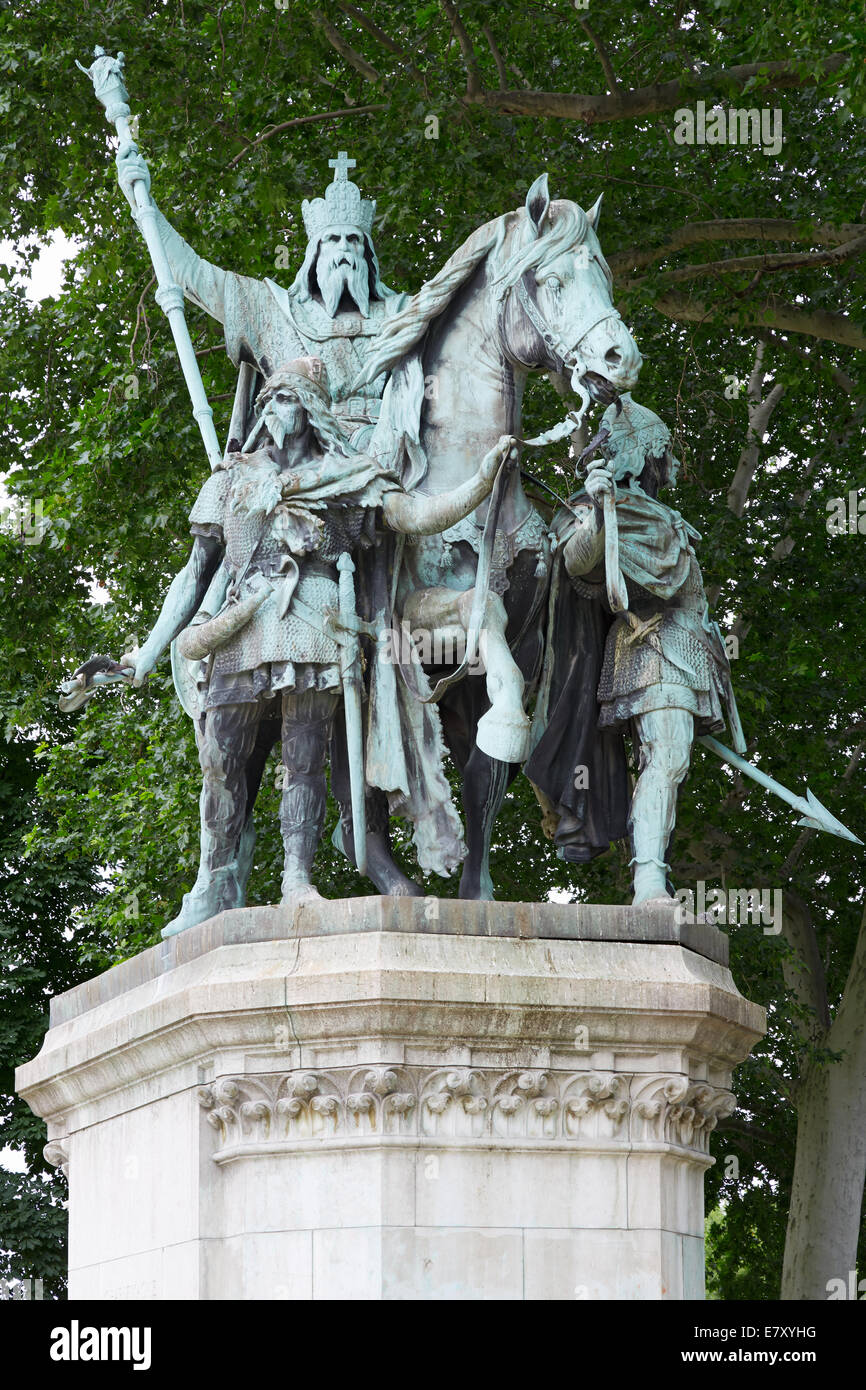 Karl der große Statue in Paris in der Nähe von Notre Dame Stockfoto