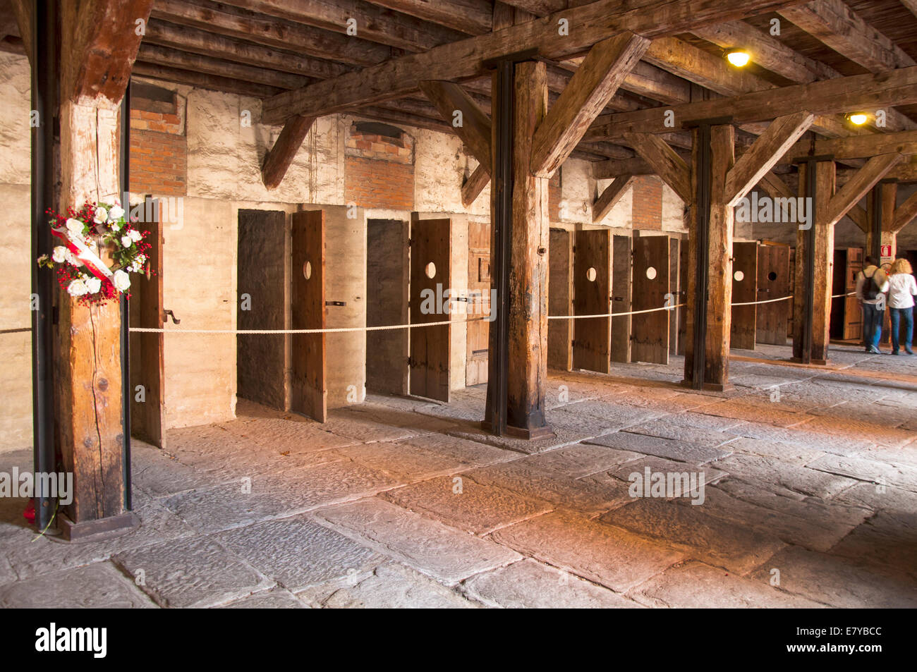 Zellen bei Risiera di San Sabba befindet sich eine 5-geschossiges gemauerte Verbindung in Triest, Dachau Stockfoto