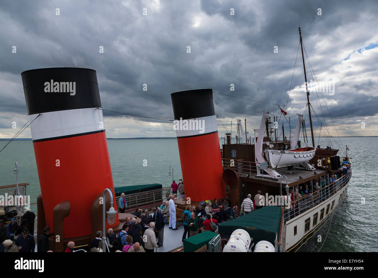 Die rote Trichter der Raddampfer Waverly Stockfoto