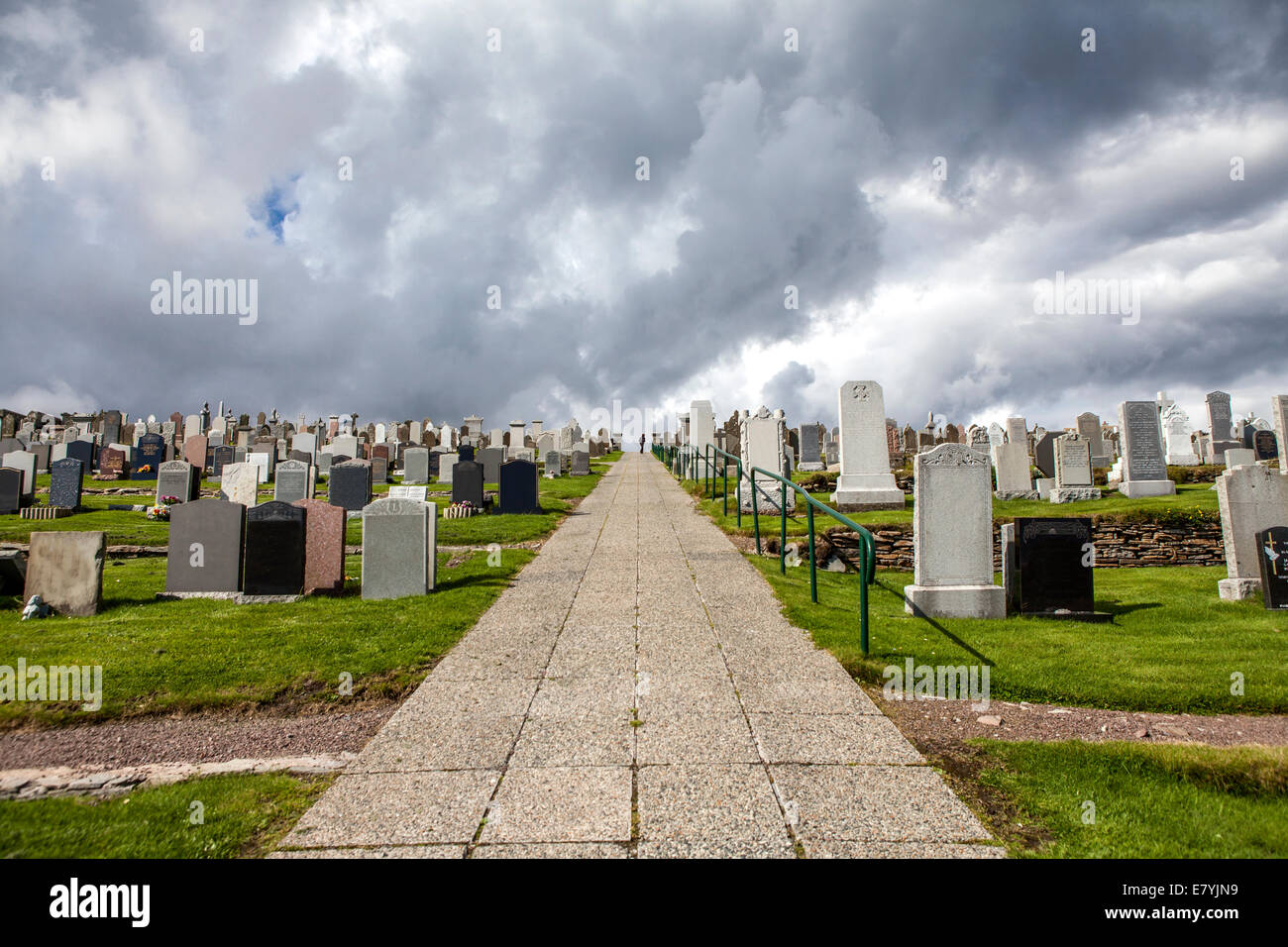 Ansicht von Lerwick Friedhof, der Weg zum Himmel Stockfoto